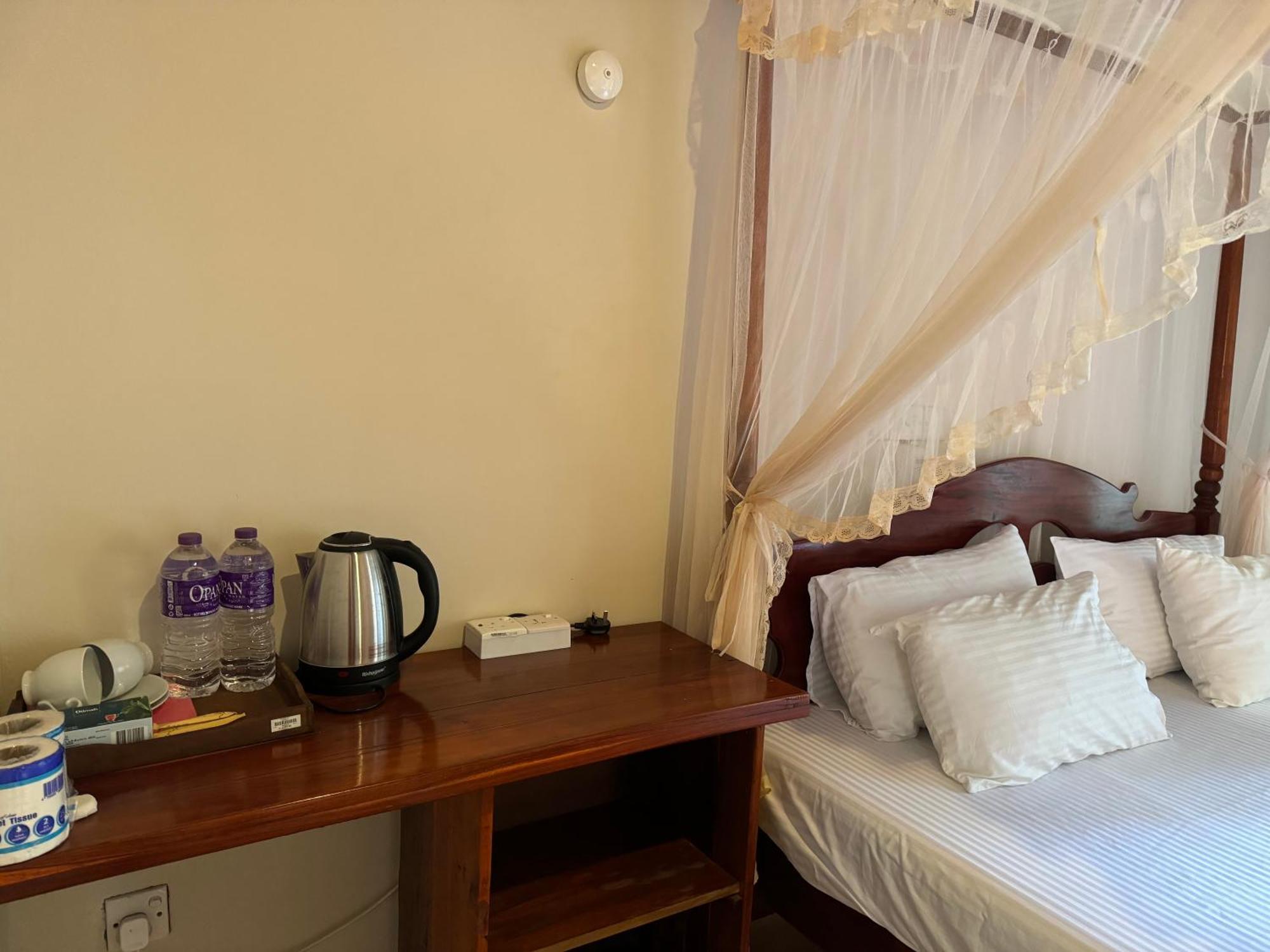 Brinkhouse Guesthouse , Unawatuna Beach Kültér fotó