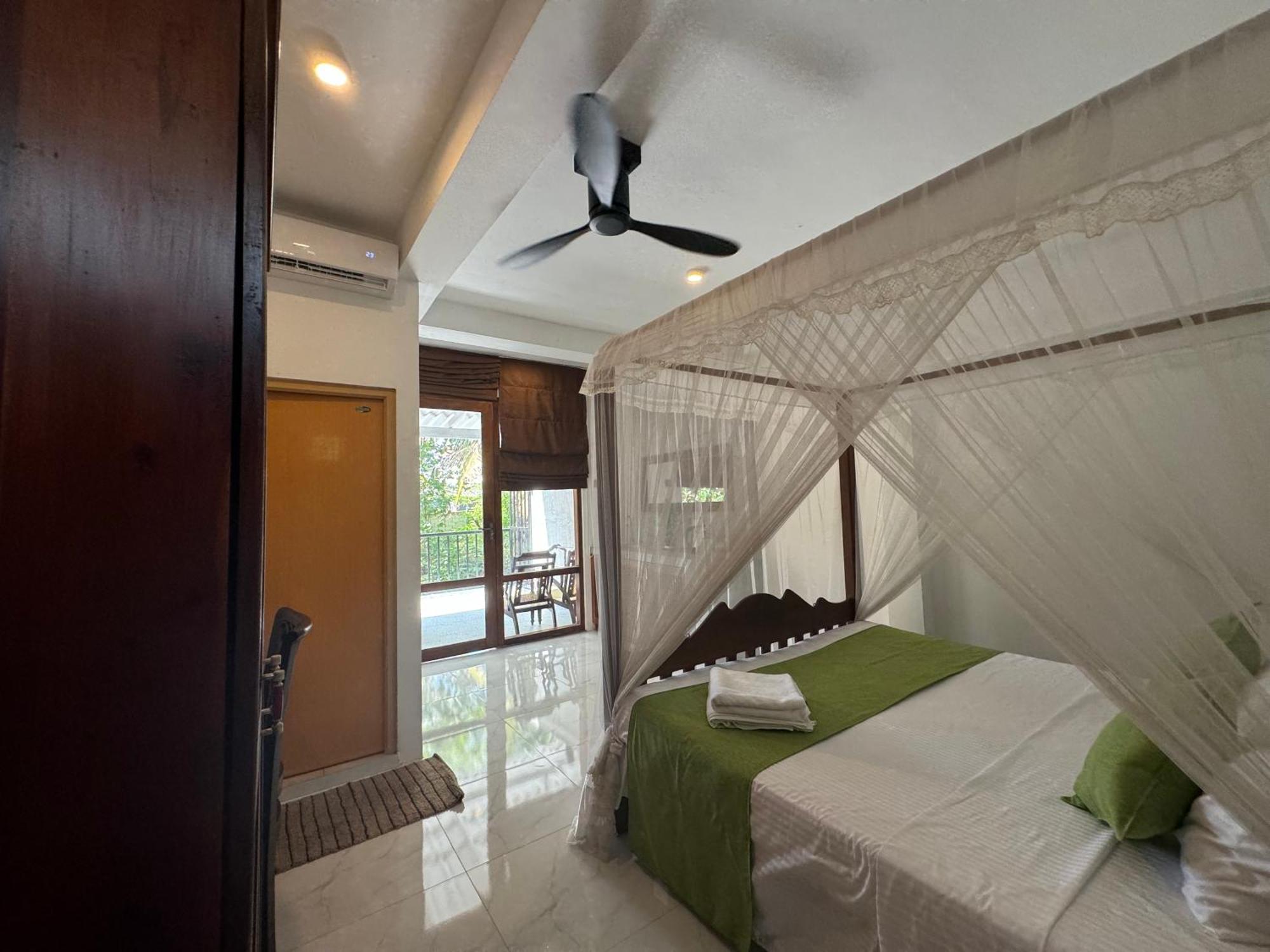 Brinkhouse Guesthouse , Unawatuna Beach Kültér fotó