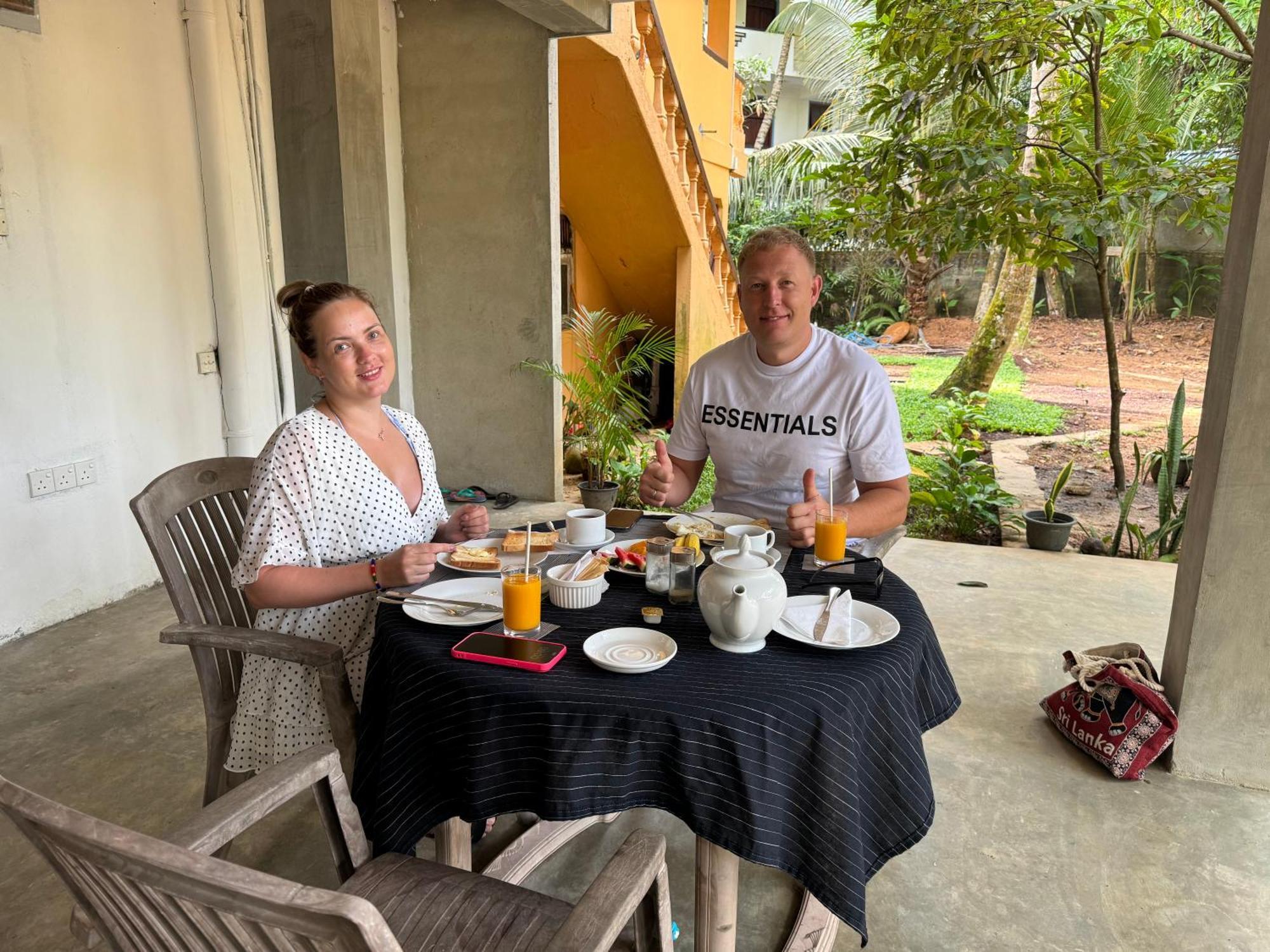 Brinkhouse Guesthouse , Unawatuna Beach Kültér fotó