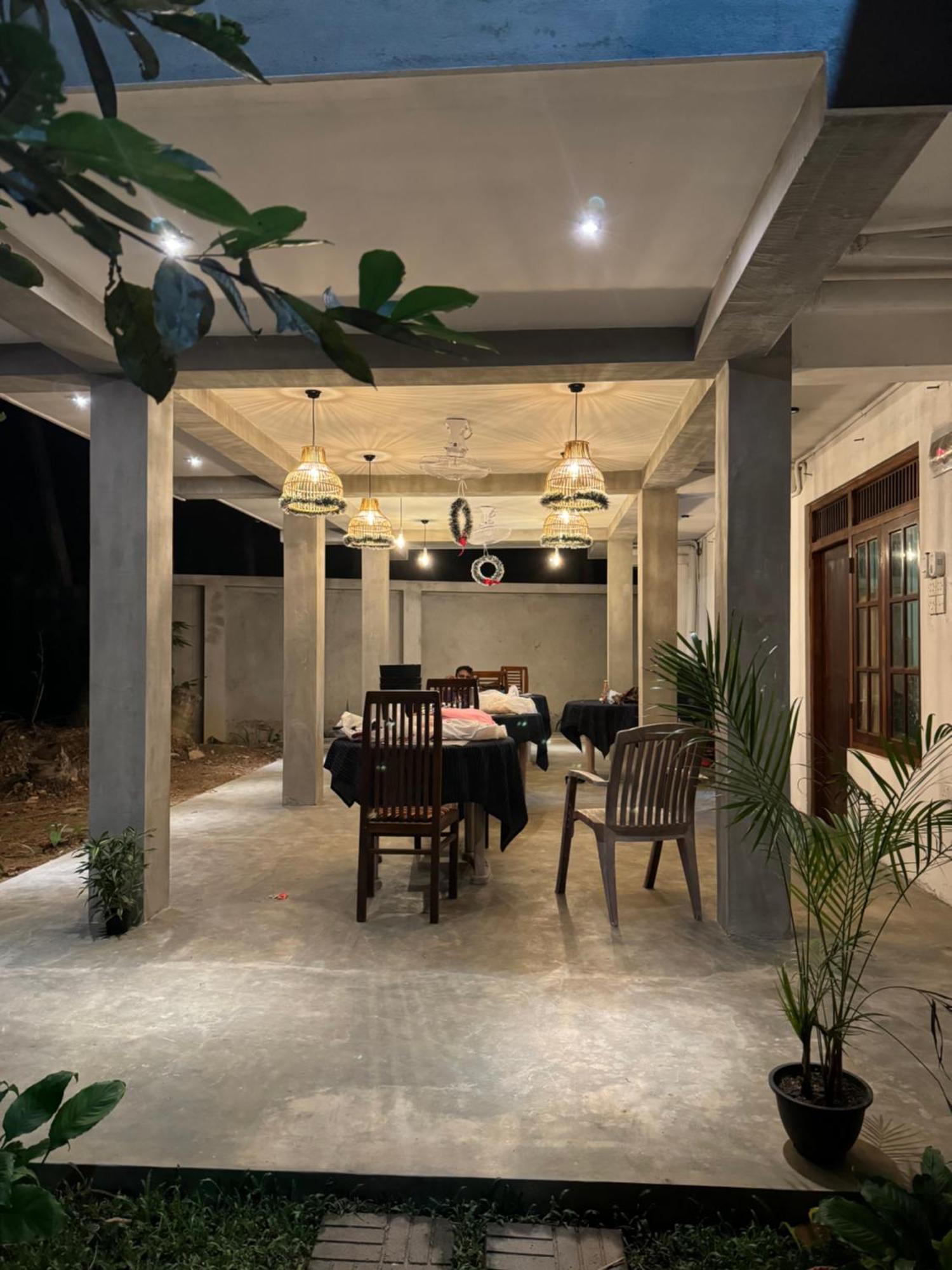 Brinkhouse Guesthouse , Unawatuna Beach Kültér fotó